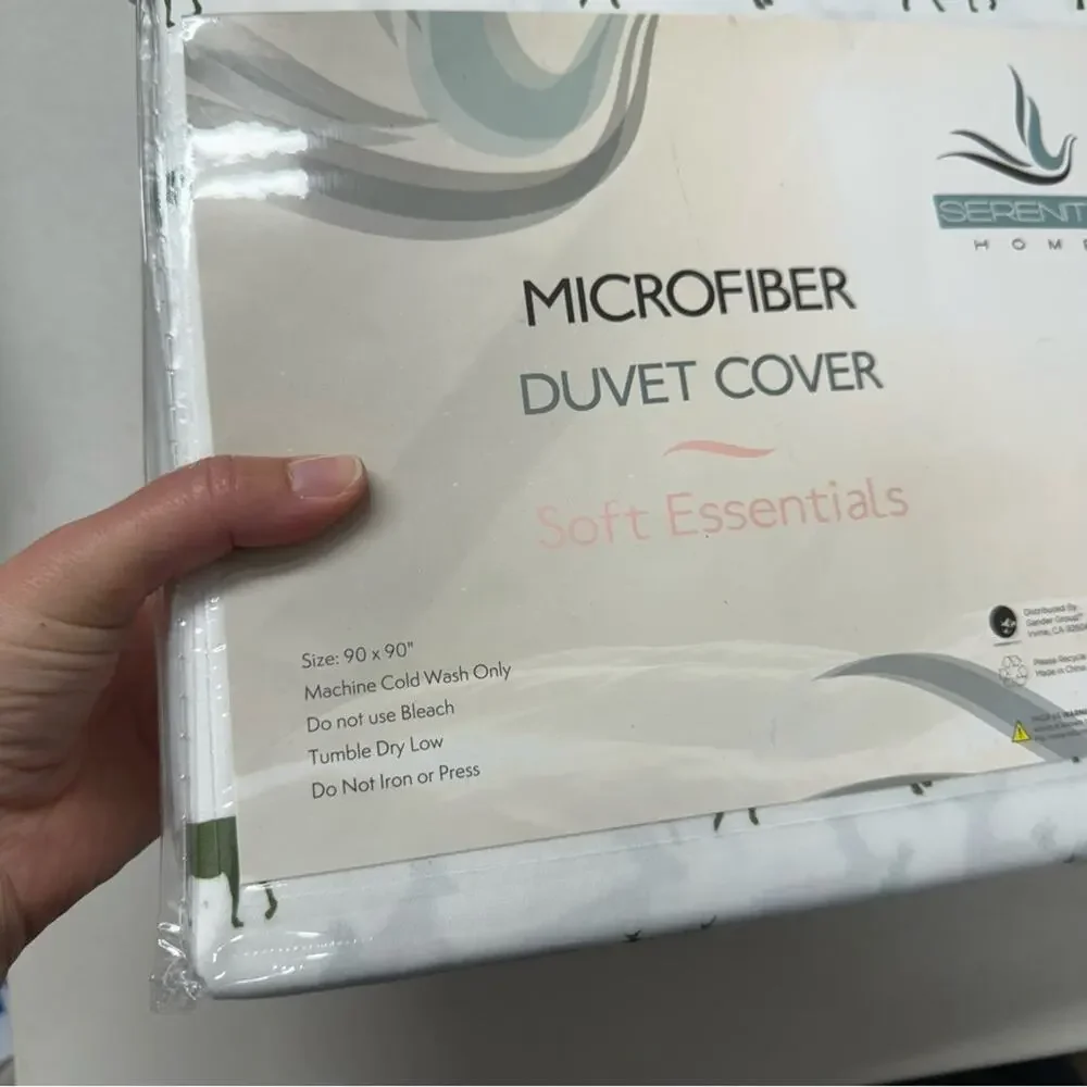 Queen Size Microfiber Duvet Cover White & Green Deer Print Christmas Holiday NEW